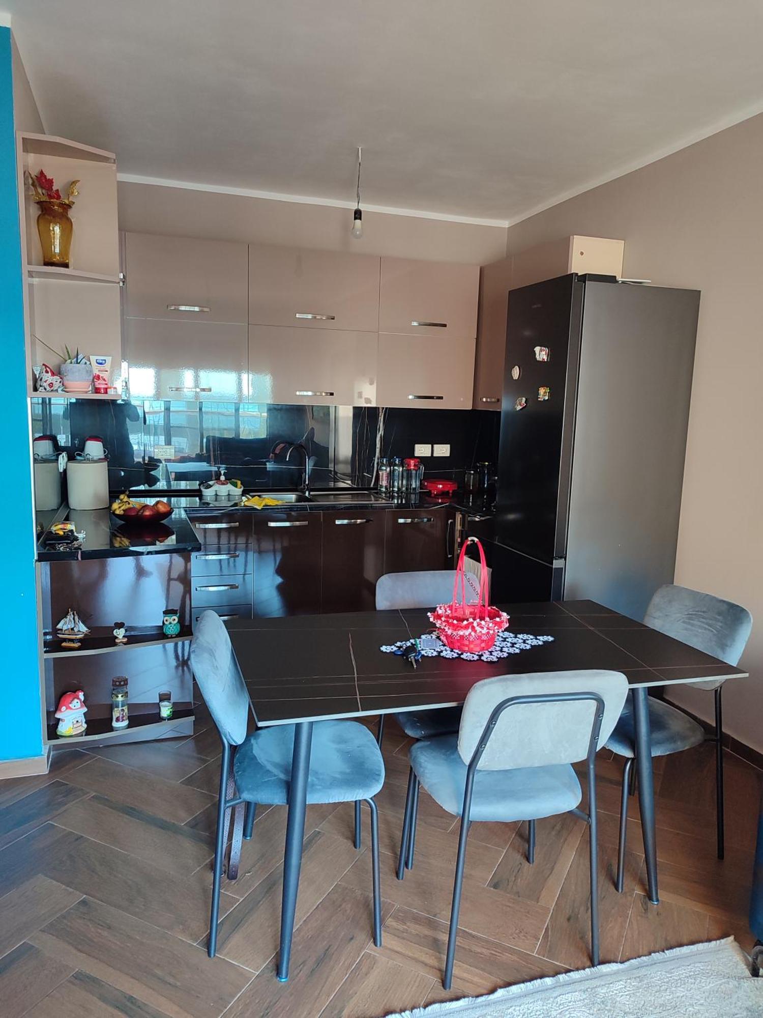 Maksimilian Apartament Durres Exterior photo